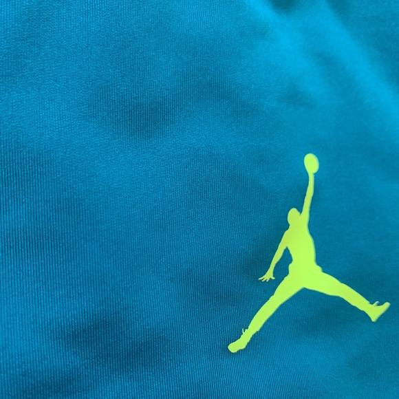 Jordan Flight Performance Basketball Top - Picture 5 of 8